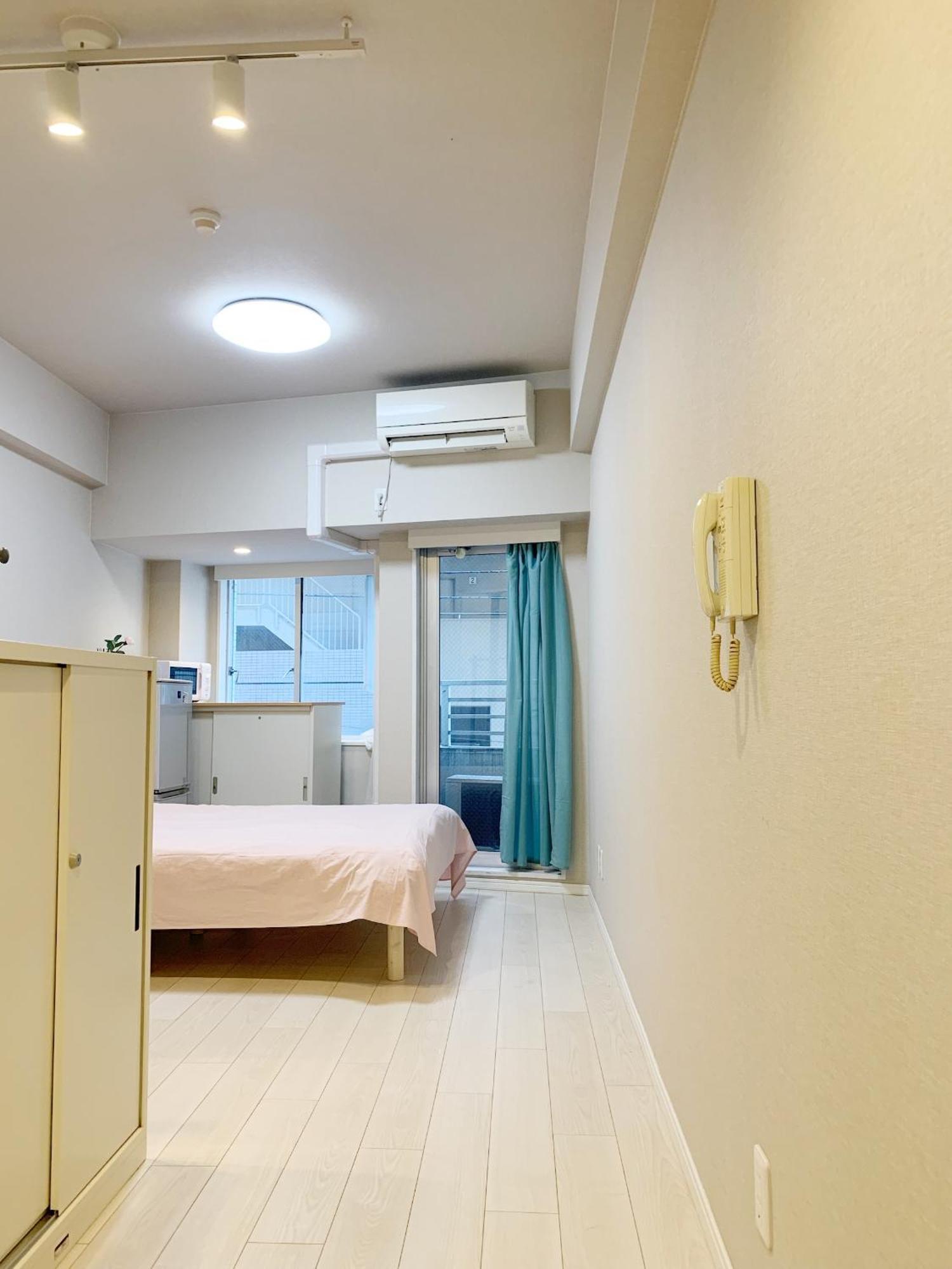 Ikebukuro Center# Ikebukuro 5min Walk#池袋中心地带# 池袋车站步行5分#无限制wifi #204 Apartment